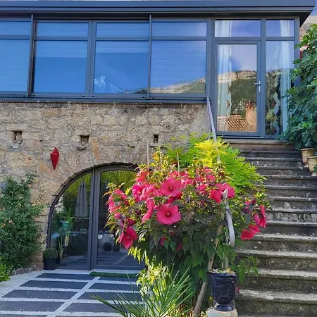 Rolland -chambres De Charme -spa Sauna & Jacuzzi - Label Qualite Tourisme Occitanie - Millau - Gorges Du Tarn Konukevi