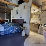 Casa de hóspedes Rolland -chambres De Charme -spa Sauna & Jacuzzi - Label Qualite Tourisme Occitanie - Millau - Gorges Du Tarn Compeyre