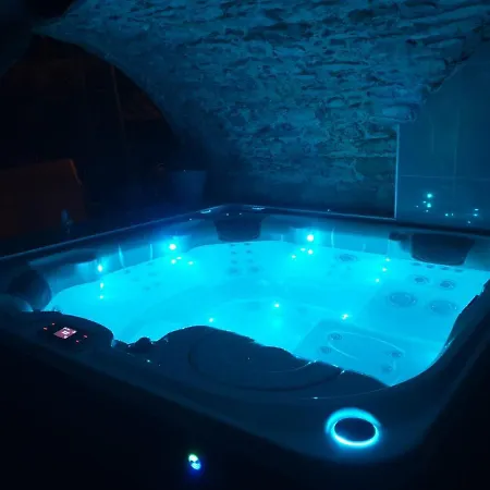 Gasthuis Rolland -chambres De Charme -spa Sauna & Jacuzzi - Label Qualite Tourisme Occitanie - Millau - Gorges Du Tarn Compeyre