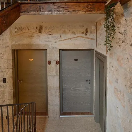 Rolland -chambres De Charme -spa Sauna & Jacuzzi - Label Qualite Tourisme Occitanie - Millau - Gorges Du Tarn