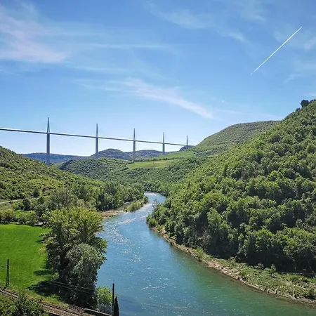 Rolland -chambres De Charme -spa Sauna & Jacuzzi - Label Qualite Tourisme Occitanie - Millau - Gorges Du Tarn 5*