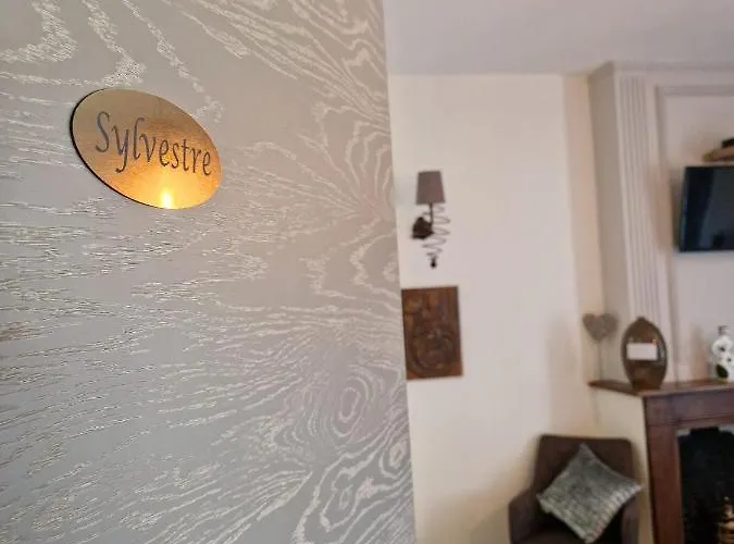 Rolland -chambres De Charme -spa Sauna & Jacuzzi - Label Qualite Tourisme Occitanie - Millau - Gorges Du Tarn Πανσιόν