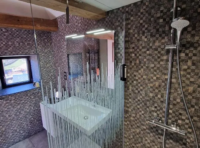 Rolland -chambres De Charme -spa Sauna & Jacuzzi - Label Qualite Tourisme Occitanie - Millau - Gorges Du Tarn Gasthuis 5*