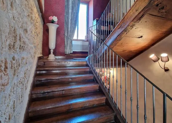 Πανσιόν Rolland -chambres De Charme -spa Sauna & Jacuzzi - Label Qualite Tourisme Occitanie - Millau - Gorges Du Tarn