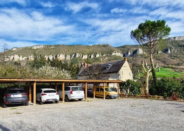 Gasthuis Rolland -chambres De Charme -spa Sauna & Jacuzzi - Label Qualite Tourisme Occitanie - Millau - Gorges Du Tarn 5*