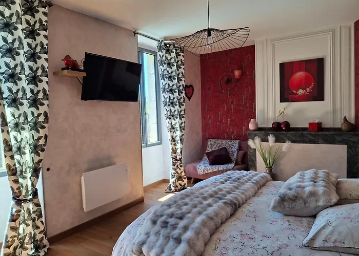 Gasthuis Rolland -chambres De Charme -spa Sauna & Jacuzzi - Label Qualite Tourisme Occitanie - Millau - Gorges Du Tarn